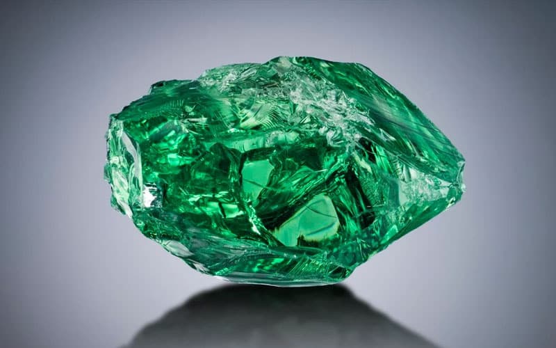 rough tsavorite crystal