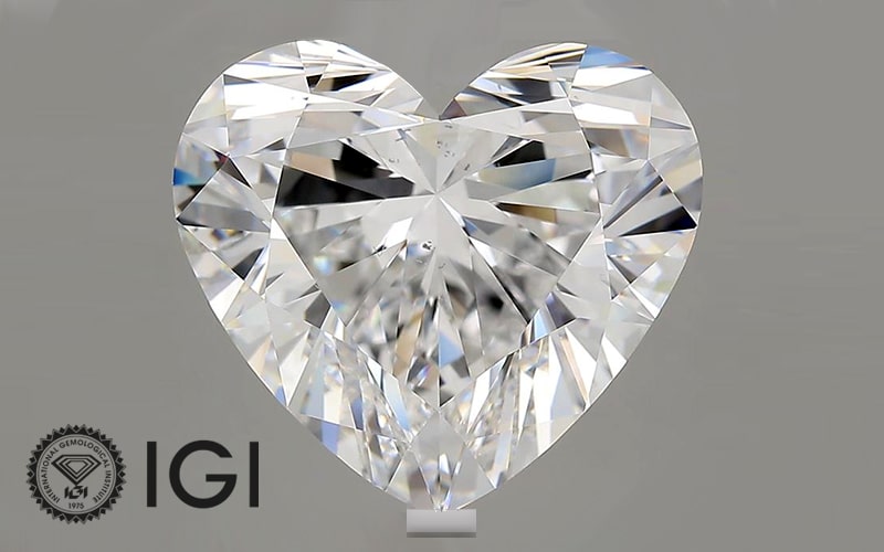 heart shaped lab grown diamond
