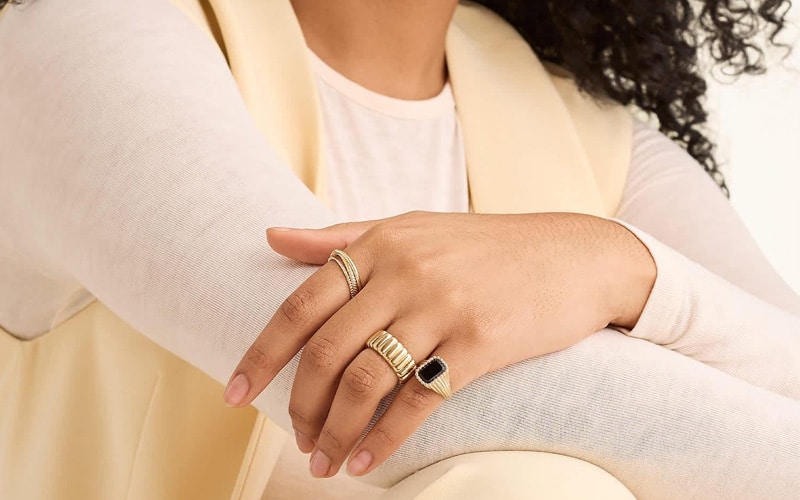 Mejuri rings